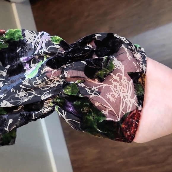 Daniel Rainn Anthropologie Velvet Burnout Floral Open Shoulder Blouse - Picture 7 of 12